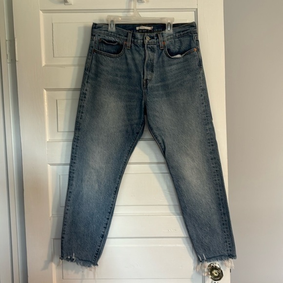 Levi’s Wedgie Jean - Picture 1 of 6